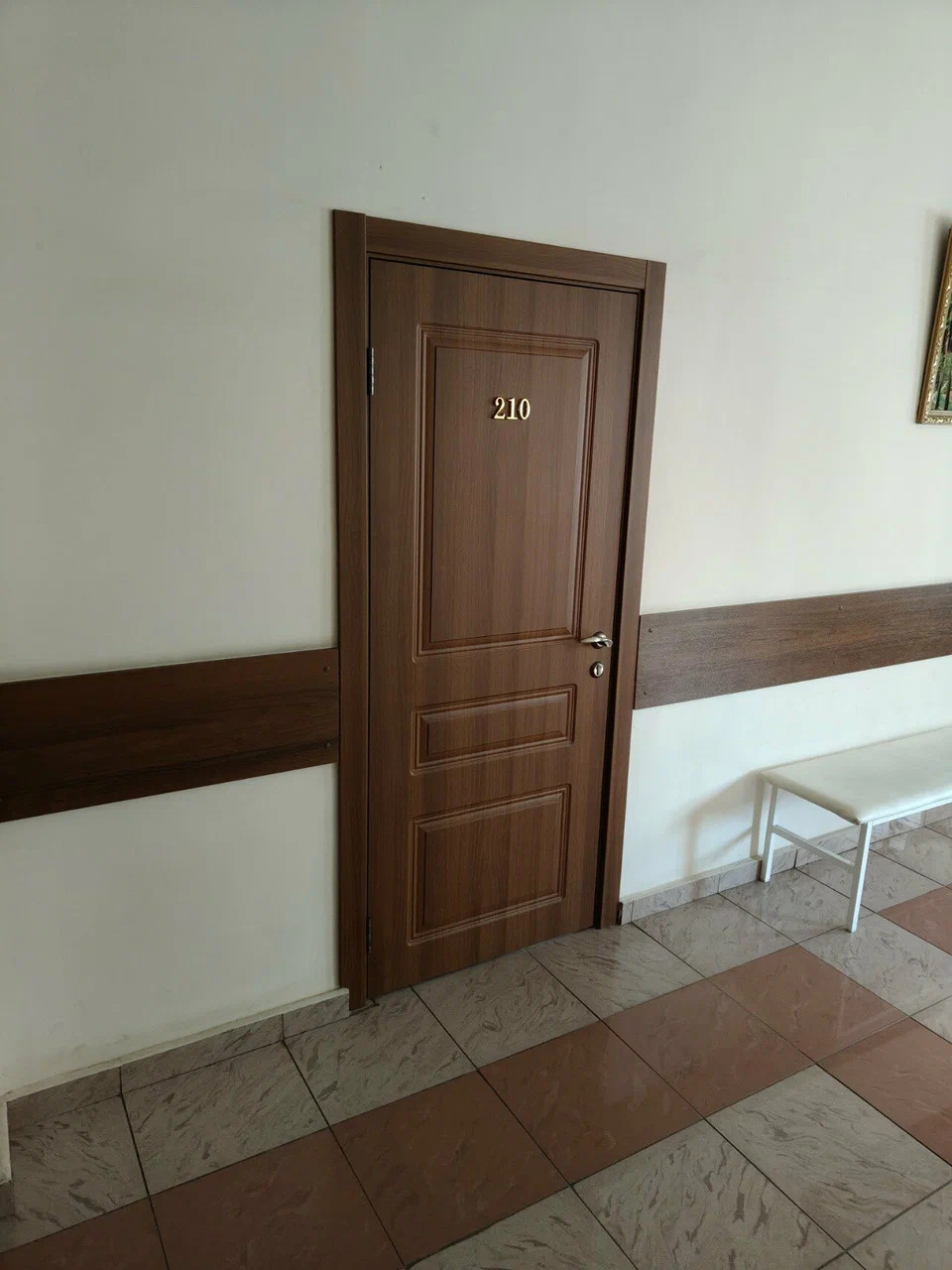 дверь офиса